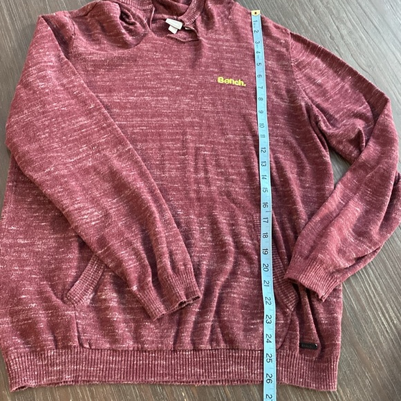 Bench oversized maroon heathered hoodie with kangaroo pockets. Size medium. - Picture 8 of 8